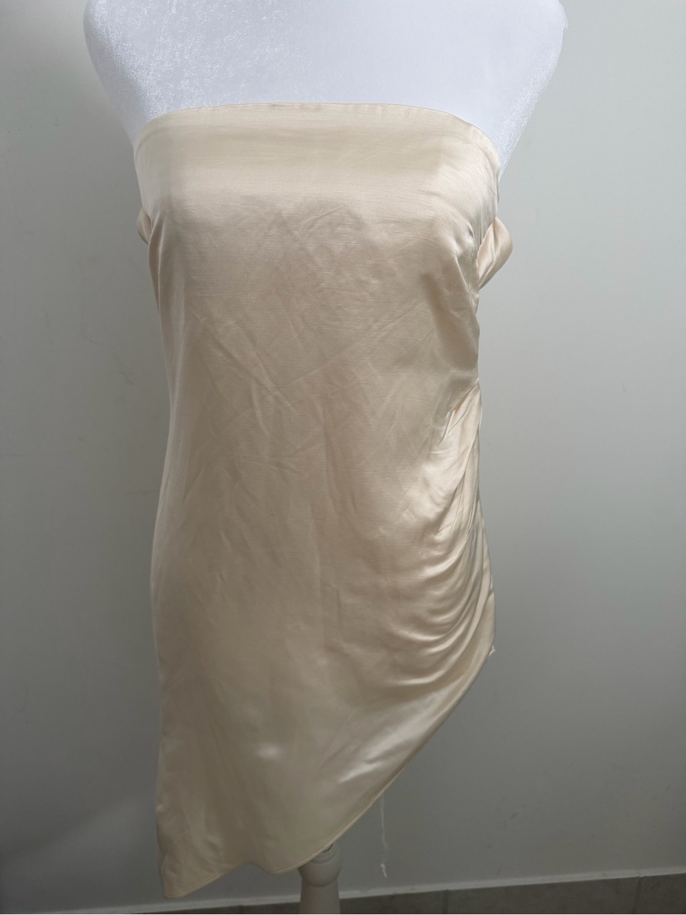 H&M Strapless Satin Top in Light Beige